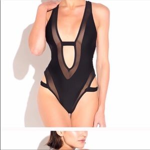 fashion nova black swim